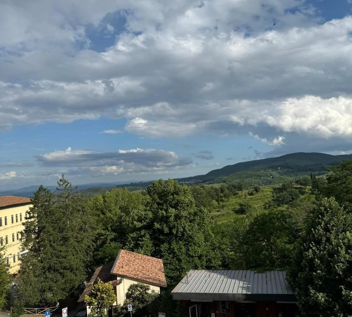 Apartament La Dimora Poliziana Di Anna Montepulciano